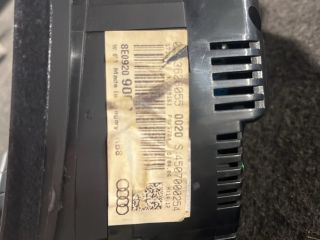 bontott AUDI A4 B7 Kilométeróra