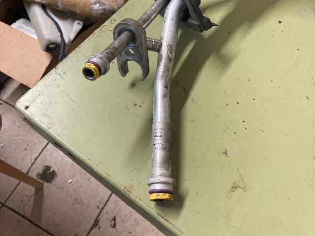 bontott AUDI A4 B7 Klíma Cső