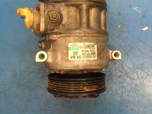 bontott AUDI A4 B7 Klímakompresszor