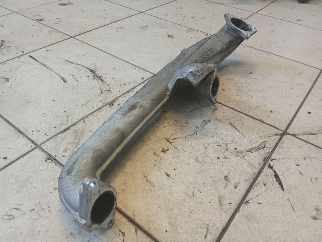 bontott AUDI A4 B7 Légbeömlő Cső