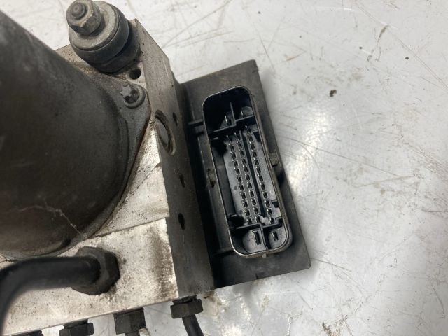 bontott AUDI A4 B7 ABS Kocka