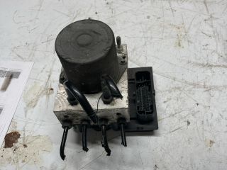 bontott AUDI A4 B7 ABS Kocka