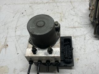 bontott AUDI A4 B7 ABS Kocka