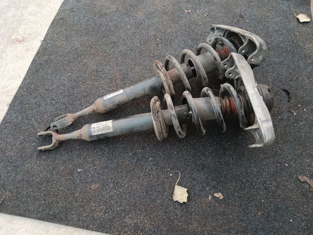 bontott AUDI A4 B7 Első Lengéscsillapító Pár