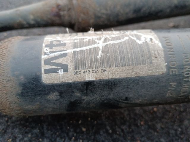 bontott AUDI A4 B7 Első Lengéscsillapító Pár