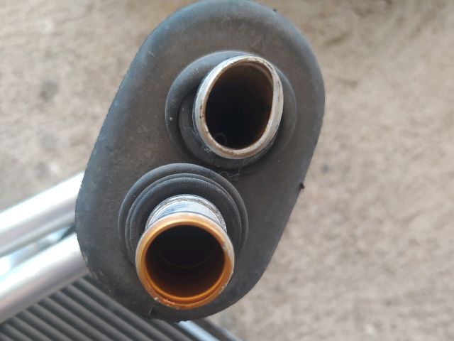 bontott AUDI A4 B7 Fűtőradiátor