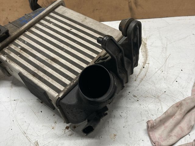bontott AUDI A4 B7 Intercooler