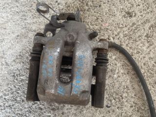 bontott AUDI A4 B7 Jobb hátsó Féknyereg Munkahengerrel