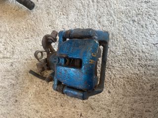 bontott AUDI A4 B7 Jobb hátsó Féknyereg Munkahengerrel