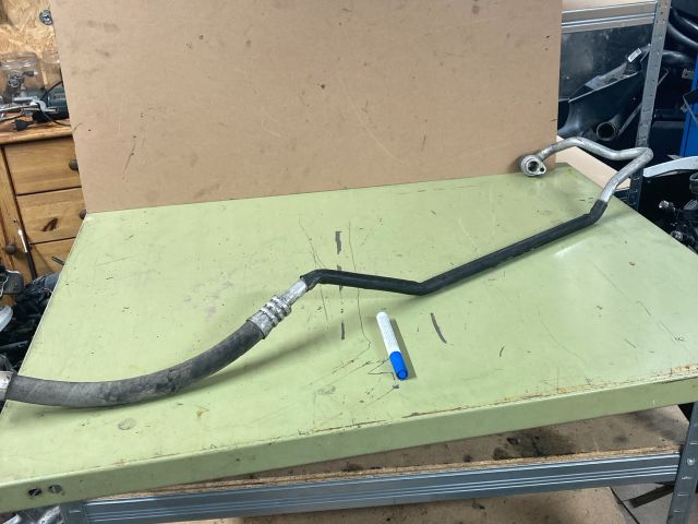 bontott AUDI A4 B7 Klíma Cső