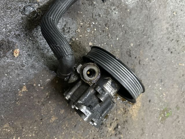 bontott AUDI A4 B7 Kormányszervó Motor (Hidraulikus)