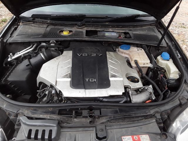 bontott AUDI A4 B7 Motor (Fűzött blokk hengerfejjel)