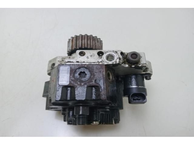 bontott AUDI A4 B7 Nagynyomású Szivattyú