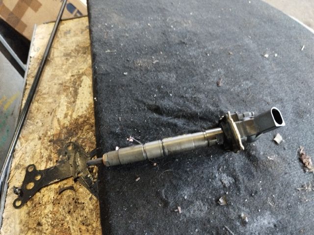 bontott AUDI A4 B7 Porlasztó (1 db)