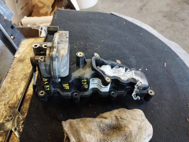 bontott AUDI A4 B7 Szívósor