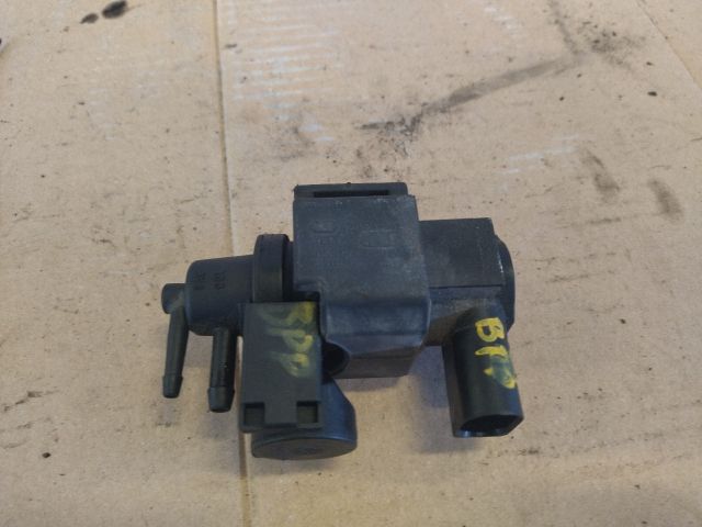 bontott AUDI A4 B7 Turbó Vákum Szelep