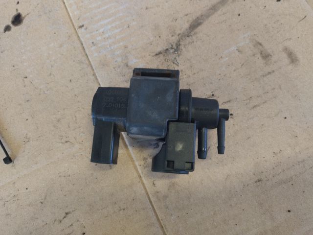bontott AUDI A4 B7 Turbó Vákum Szelep