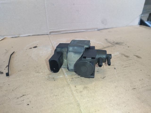 bontott AUDI A4 B7 Turbó Vákum Szelep