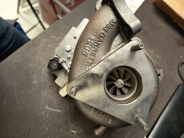 bontott AUDI A4 B7 Turbó