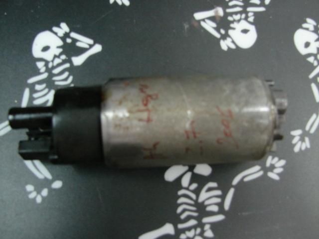 bontott AUDI A4 B7 Üzemanyag Szivattyú