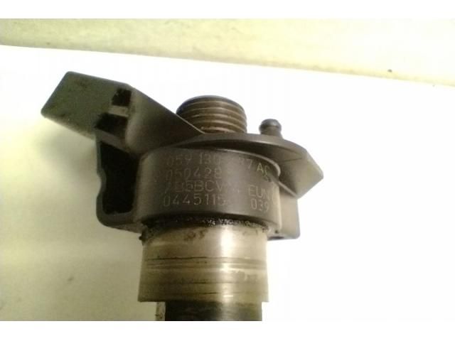 bontott AUDI A4 B7 Porlasztó (1 db)