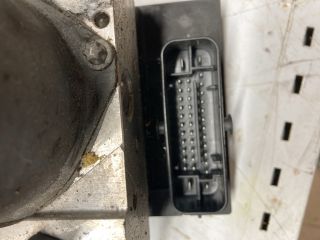 bontott AUDI A4 B7 ABS Kocka