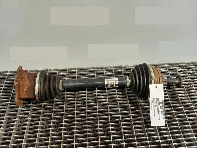 bontott AUDI A4 B7 Bal Féltengely