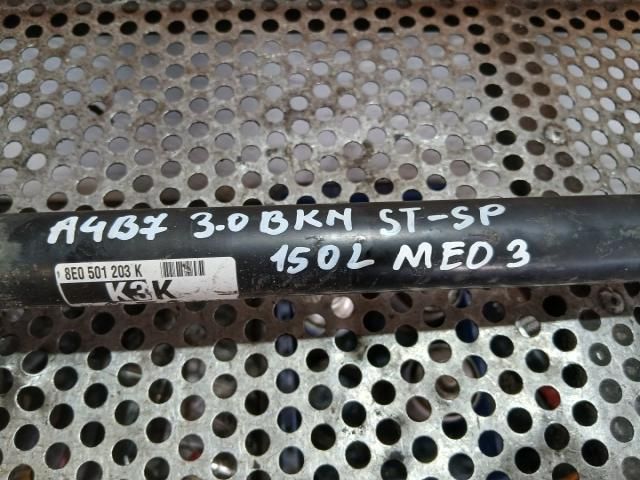 bontott AUDI A4 B7 Bal hátsó Féltengely