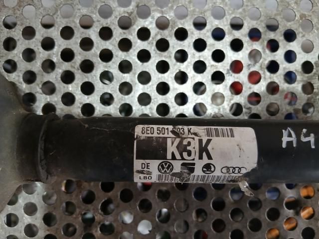 bontott AUDI A4 B7 Bal hátsó Féltengely