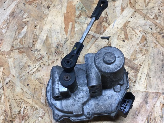 bontott AUDI A4 B7 Fojtószelep (Elektromos)