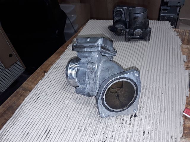 bontott AUDI A4 B7 Fojtószelep (Elektromos)