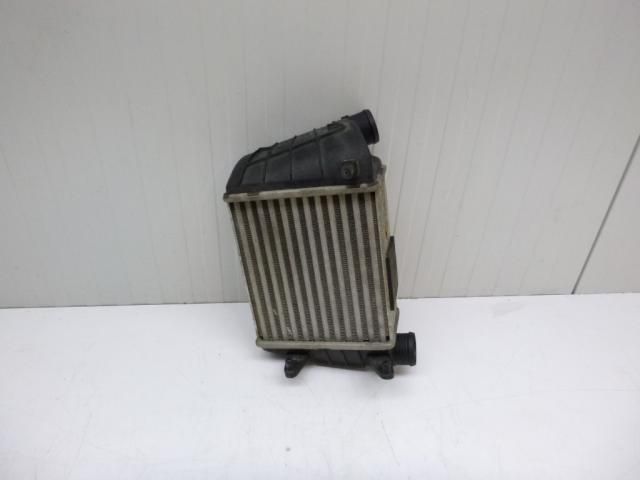 bontott AUDI A4 B7 Intercooler