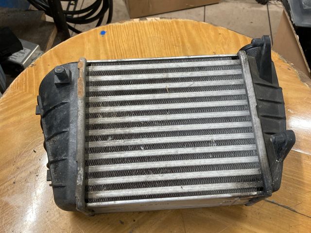 bontott AUDI A4 B7 Intercooler
