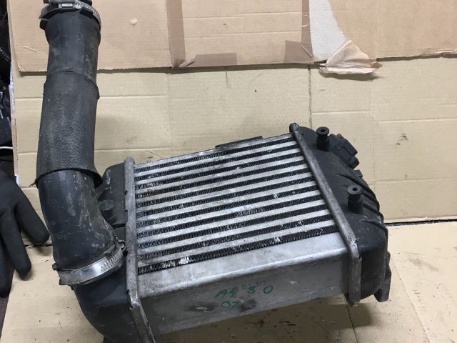bontott AUDI A4 B7 Intercooler