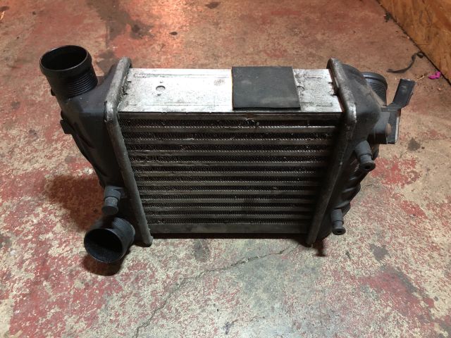 bontott AUDI A4 B7 Intercooler