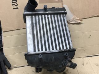 bontott AUDI A4 B7 Intercooler