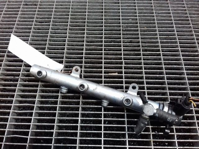 bontott AUDI A4 B7 Közösnyomócső