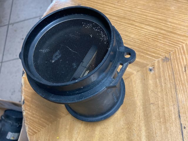 bontott AUDI A4 B7 Légtömegmérő