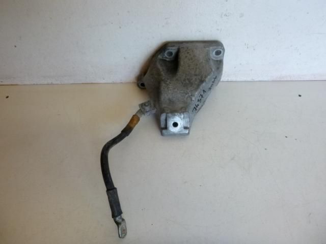 bontott AUDI A4 B7 Motor Tartó Bak (Fém)