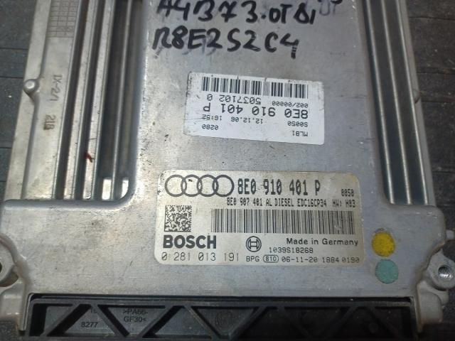 bontott AUDI A4 B7 Motorvezérlő