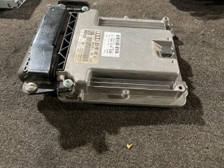bontott AUDI A4 B7 Motorvezérlő