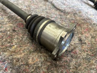 bontott AUDI A4 B7 Bal Féltengely