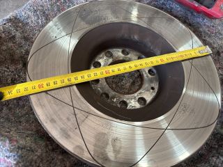 bontott AUDI A4 B7 Első Pár Fék Szett (Nyereg, Tárcsa, Betét)