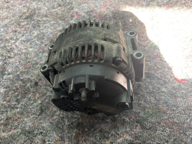 bontott AUDI A4 B7 Generátor