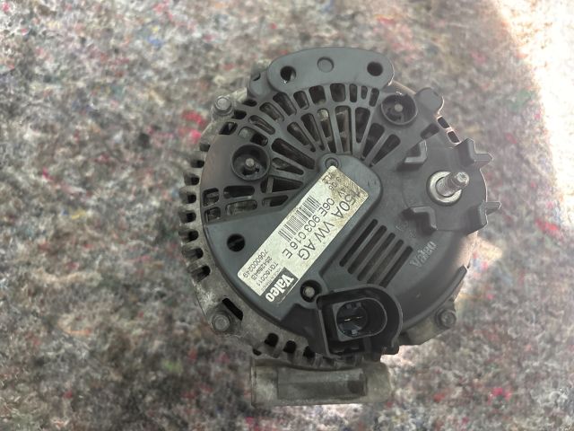 bontott AUDI A4 B7 Generátor