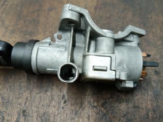 bontott AUDI A4 B7 Gyújtáskapcsoló Házzal