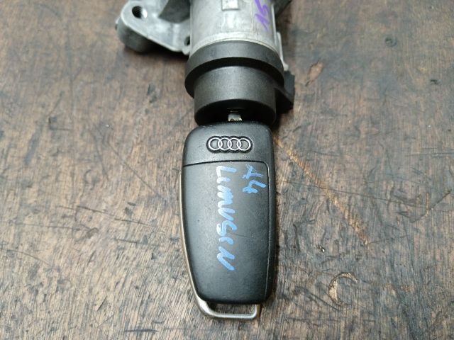 bontott AUDI A4 B7 Gyújtáskapcsoló Házzal