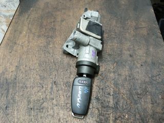 bontott AUDI A4 B7 Gyújtáskapcsoló Házzal