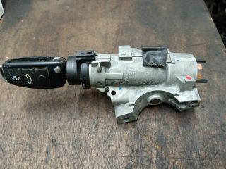 bontott AUDI A4 B7 Gyújtáskapcsoló Házzal