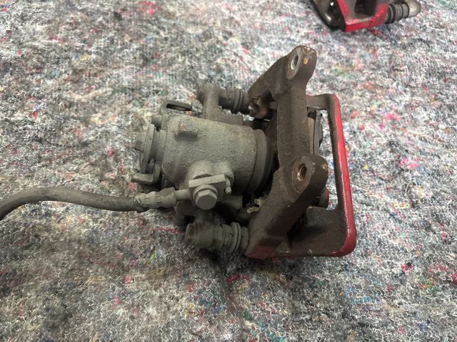 bontott AUDI A4 B7 Hátsó Pár Fék Szett (Nyereg, Tárcsa, Betét)